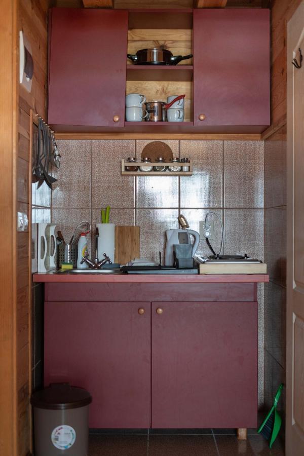 1400 Tara Apartment